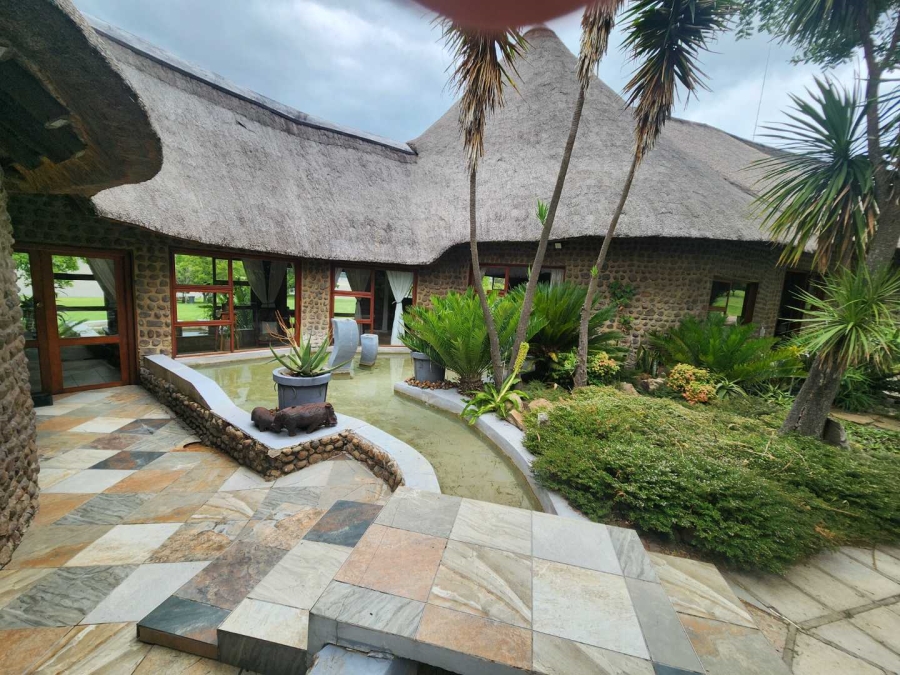 6 Bedroom Property for Sale in Oranjeville Free State